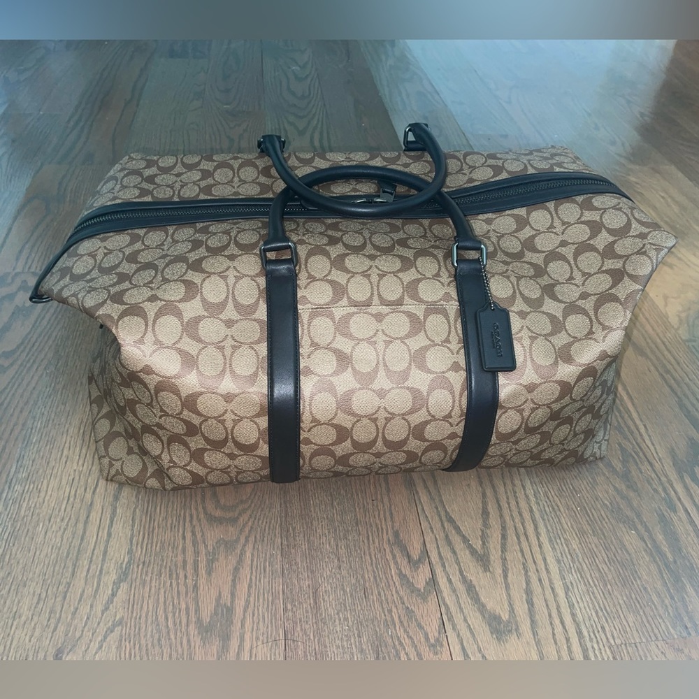 NWT Brand New Coach Trekker 52 Duffle in Signature Canvas Gunmetal/Tan